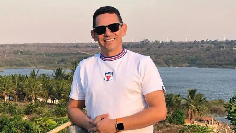 Corpo de professor desaparecido é encontrado em penhasco; aluno confessa o crime