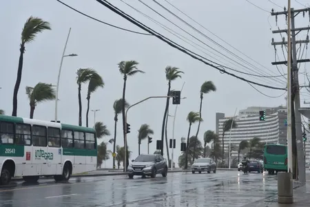 Chuva deve persistir nos próximos dias em Salvador