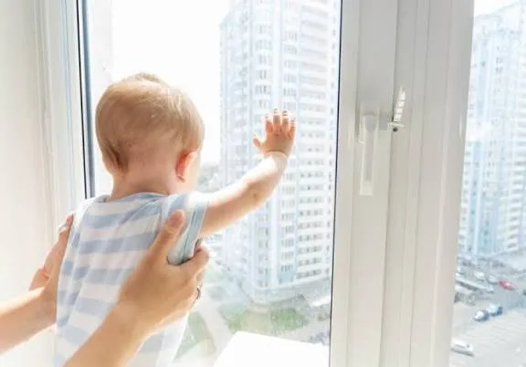 Após nova lei, pais ausentes podem ter de pagar indenização por abandono afetivo