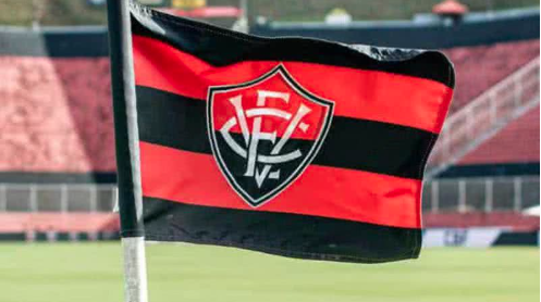 Clube aciona o Vitória por falta de pagamento de destaque da temporada
