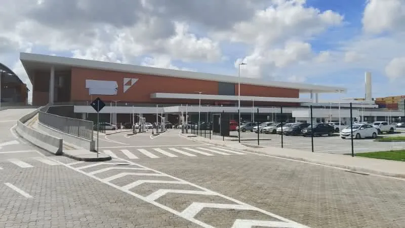 Situação de ambulantes e trabalhadores da antiga rodoviária de Salvador segue indefinida