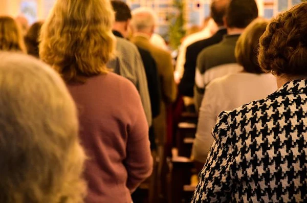 Pastor e igreja são condenados a indenizar fiel após exposição pública durante culto