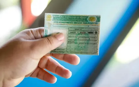 Primeira CNH para motos e carros deve passar a exigir exame toxicológico na Bahia