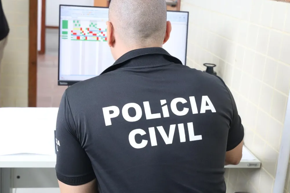 Adolescente de 16 anos resgatada de cárcere privado na Bahia; suspeito está foragido