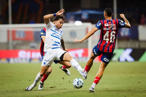 Bahia abre o placar, mas Cruzeiro impõe virada e conquista vitória no Brasileirão